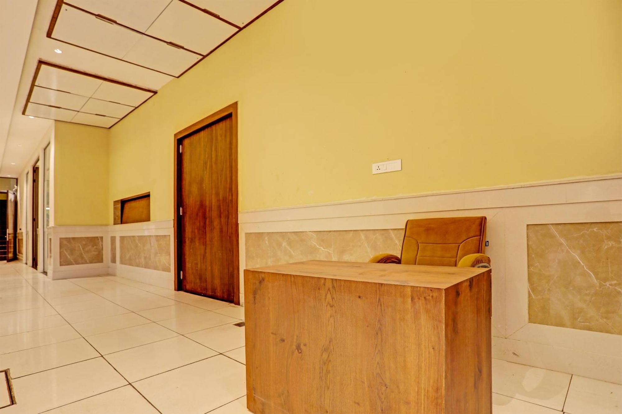 Hotel O Miraas Hotel And Banquet Hall 卢迪亚纳 外观 照片