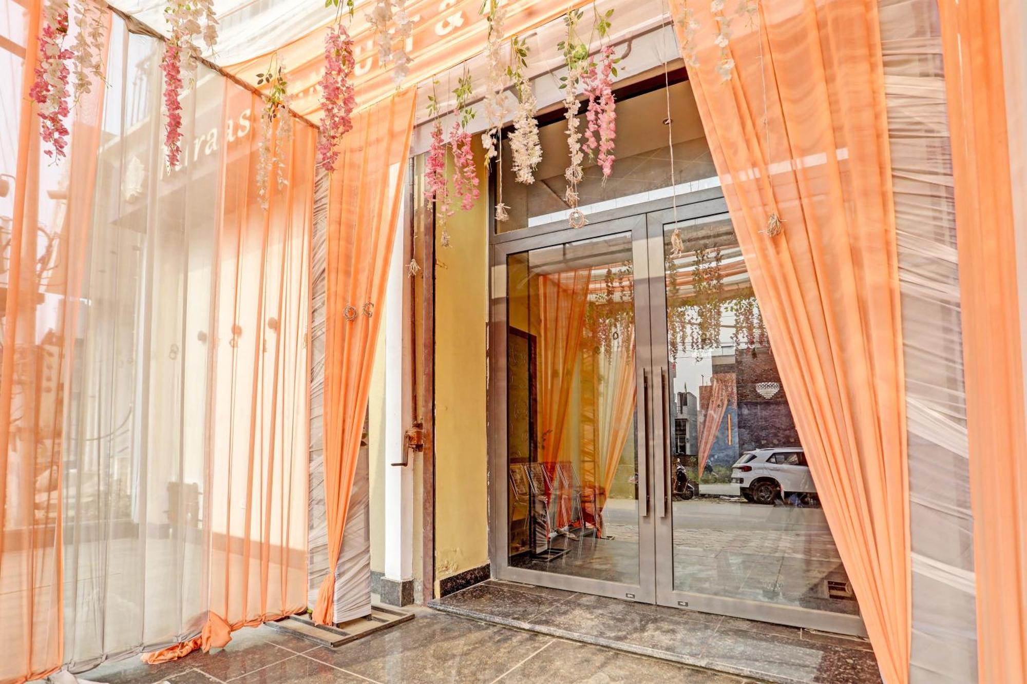 Hotel O Miraas Hotel And Banquet Hall 卢迪亚纳 外观 照片